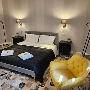https://lorixedda-rooms.in-sardinia.net