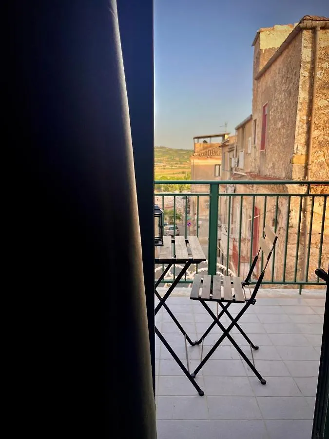 Hotel The Bell Tower House Castrofilippo